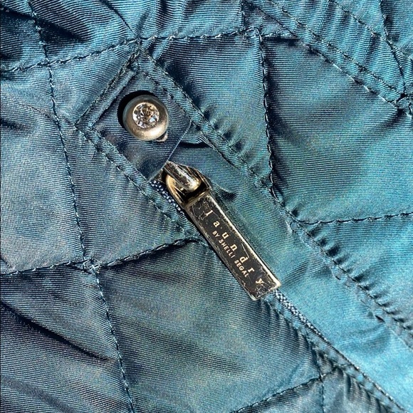 Leopard Print on the Inside - Quilted Coat - Picture 4 of 9